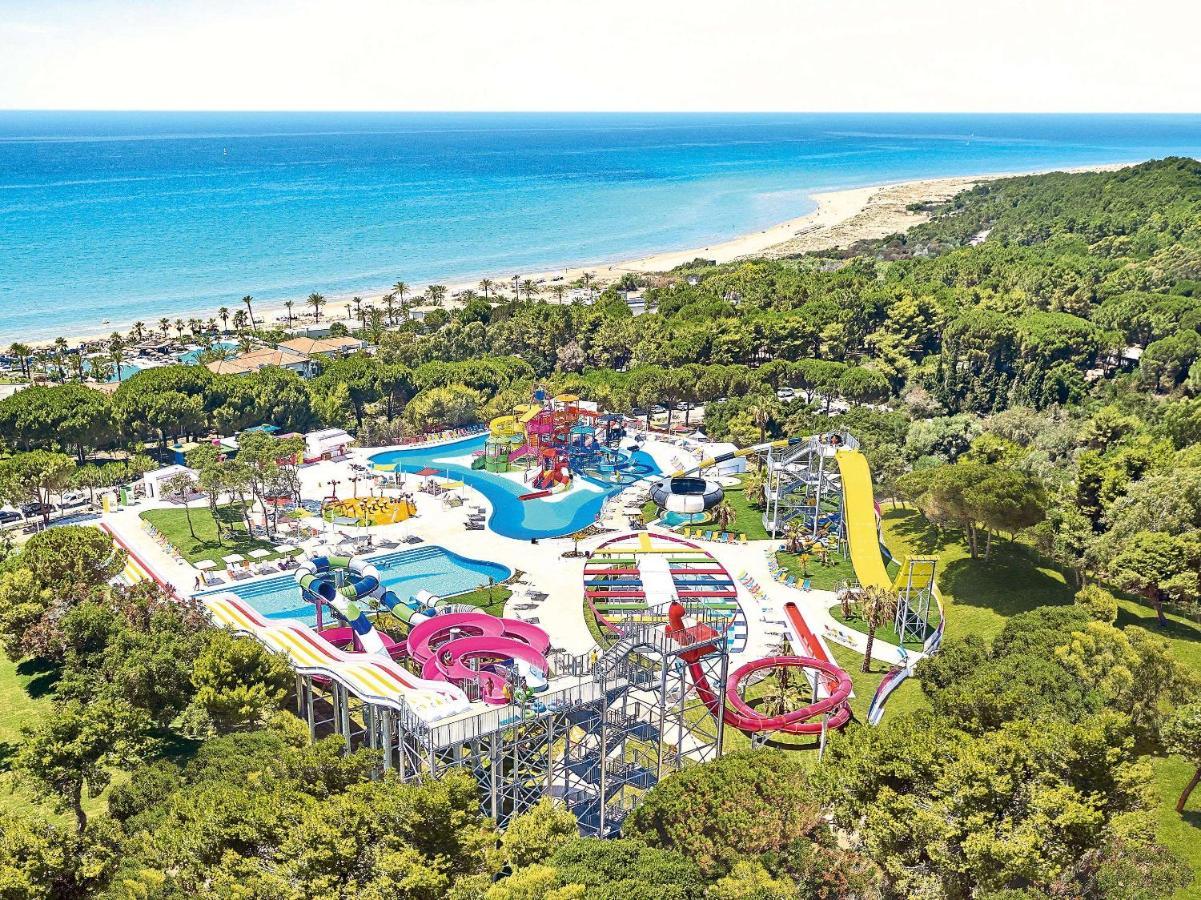 Grecotel La Riviera & Aqua Park Loutra Kyllinis Bagian luar foto